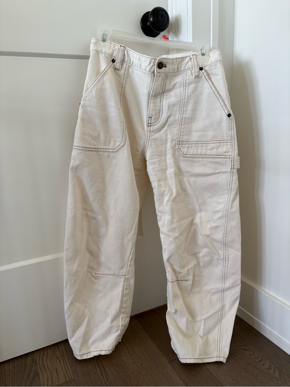 GAP Women’s Mid Rise Barrel Utility Ankle Pants